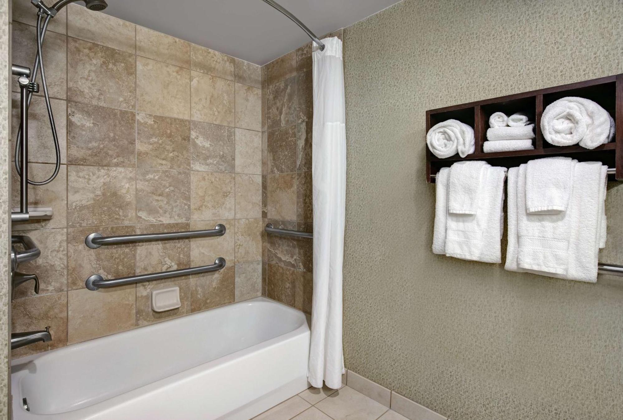 Hampton Greenville/woodruff Road 3*